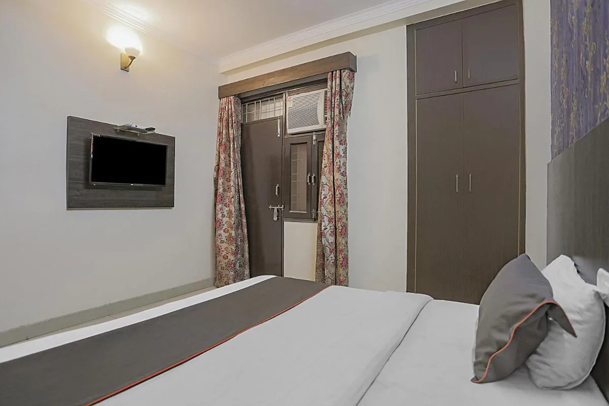 Image 6 of Hotel O Sun Villa