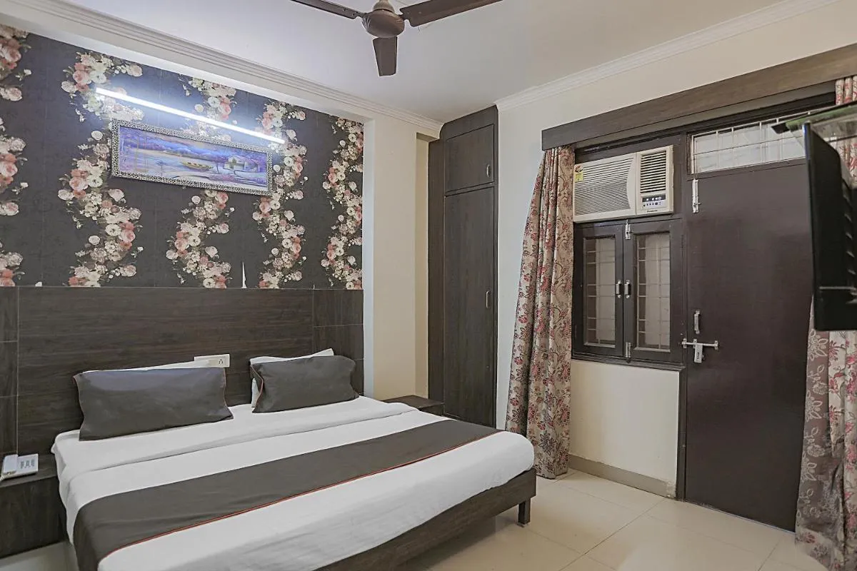 Image 2 of Hotel O Sun Villa