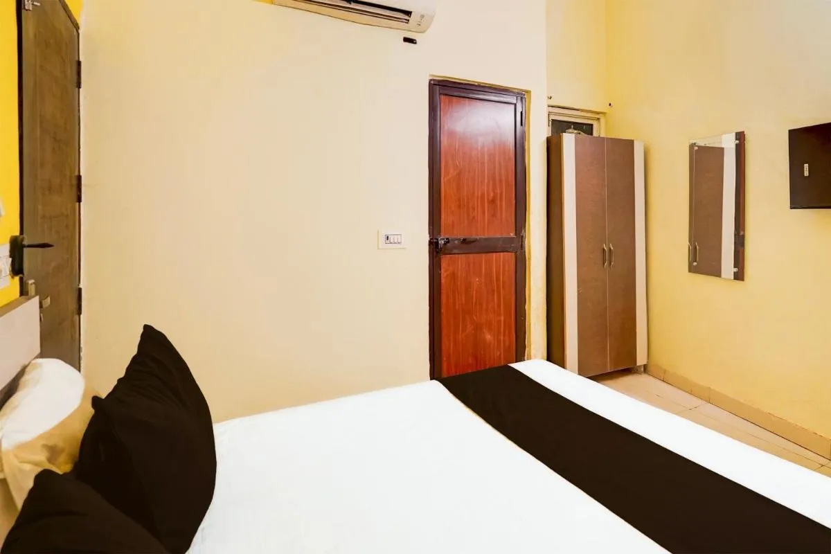 Image 3 of Hotel O Vishkarma Colony Formerly Harmony Palace