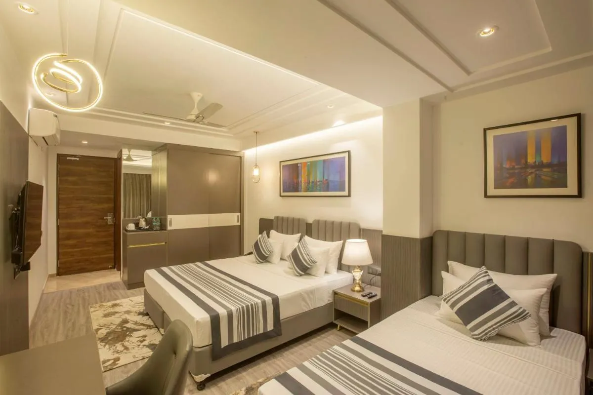 Image 1 of Hotel Oakwood