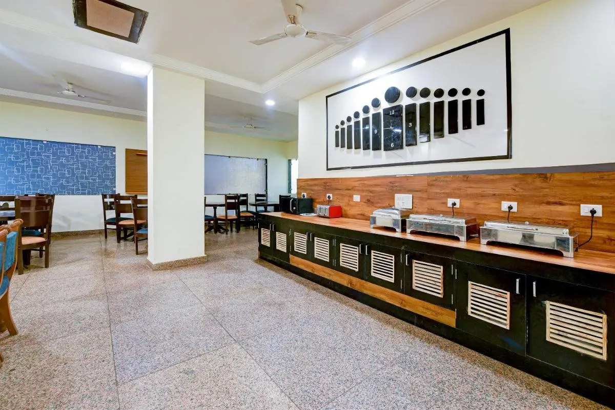 Image 6 of Hotel Palm Suites A Family Hotel Near Terminal 3