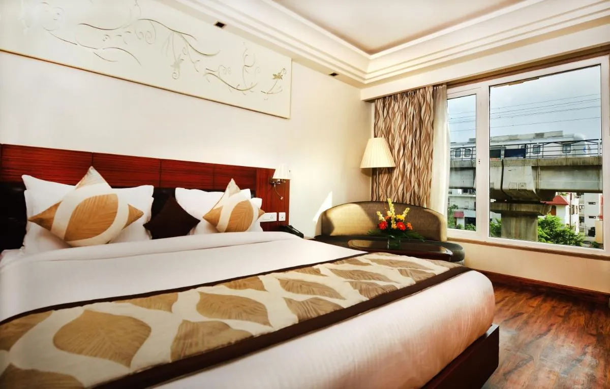 Image 1 of Hotel Regent Grand