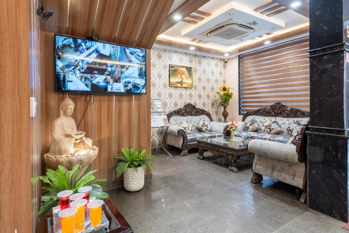 Image 1 of Hotel Royal Inn igi