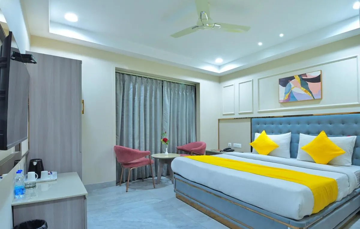 Image 6 of Hotel Sapphire House – 3 Mins Walk from Metro and 5 Mins from Rail Station