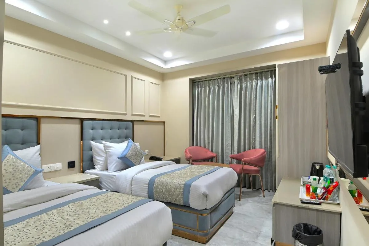 Image 4 of Hotel Sapphire House – 3 Mins Walk from Metro and 5 Mins from Rail Station