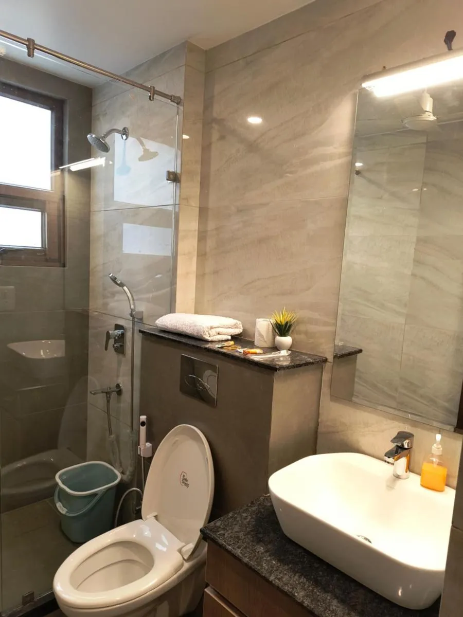 Image 2 of Hotel South Ex Residency – South Ex near AIIMS Delhi – Couple Friendly