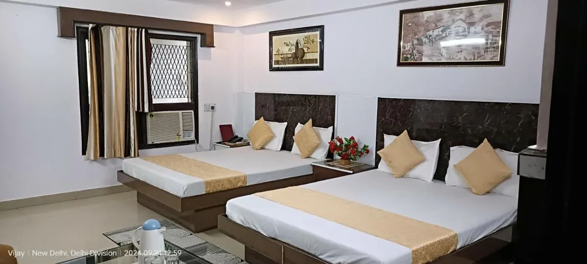 Image 1 of Hotel Su Shree Continental 5 Minutes Walk From New Delhi Railway Station