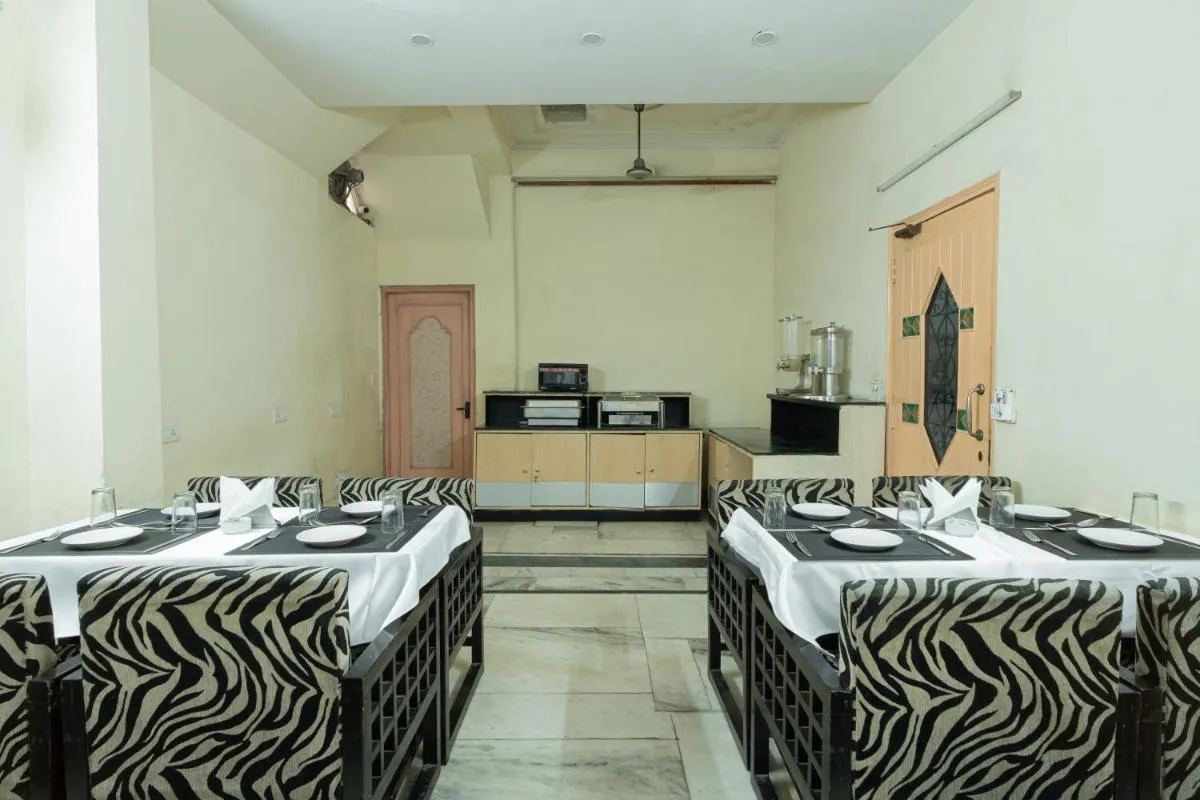 Image 3 of Hotel Sunstar Residency