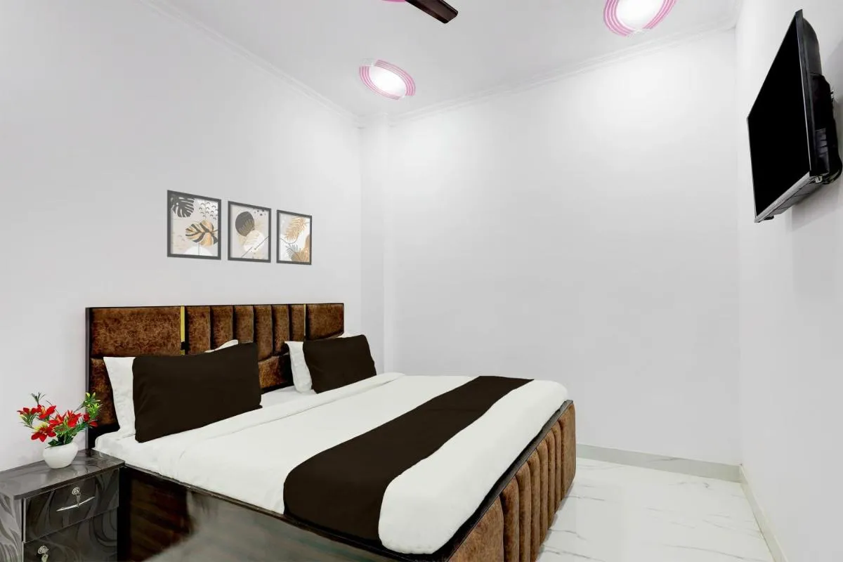 Image 3 of Hotel The Arrow Near Paschim Vihar