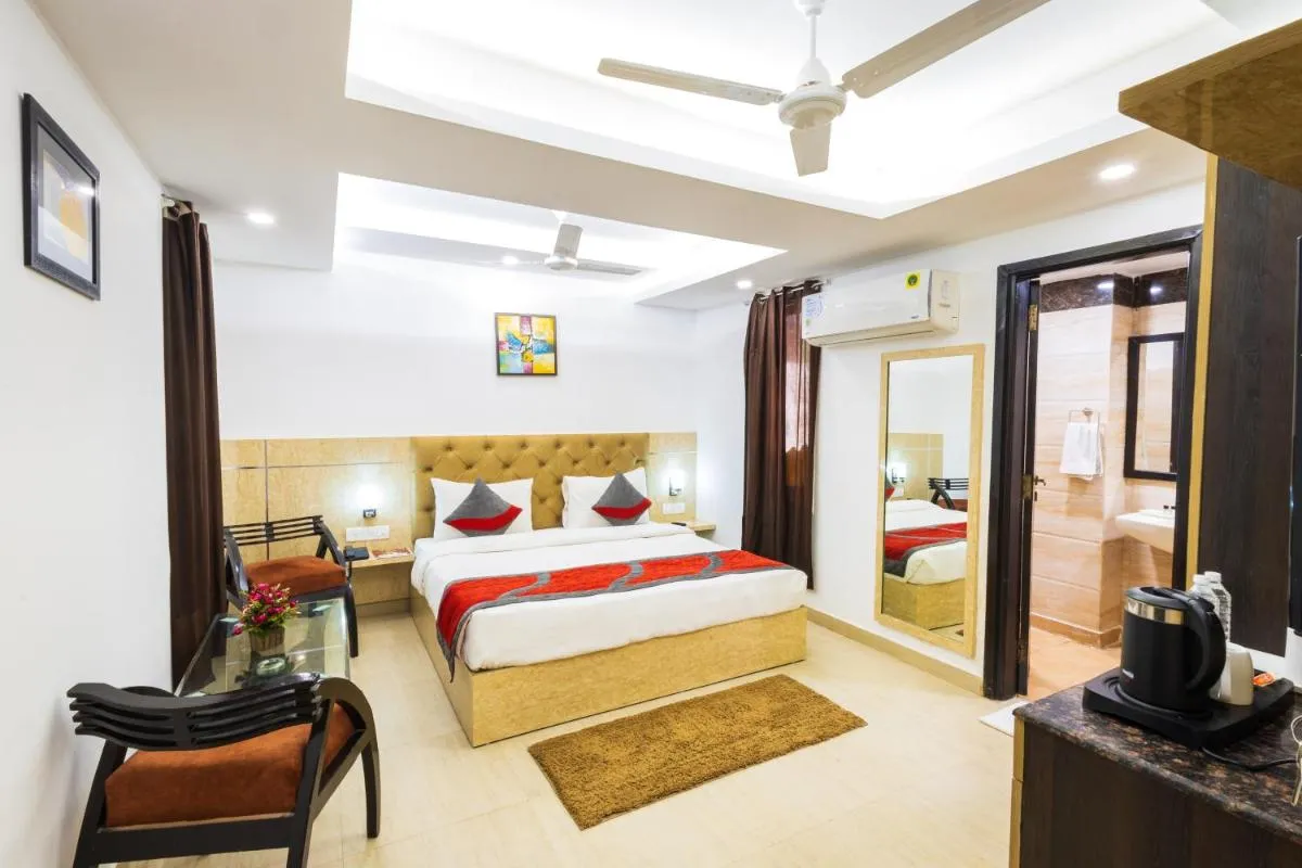 Image 1 of Hotel The Gold Inn – Karol Bagh Delhi