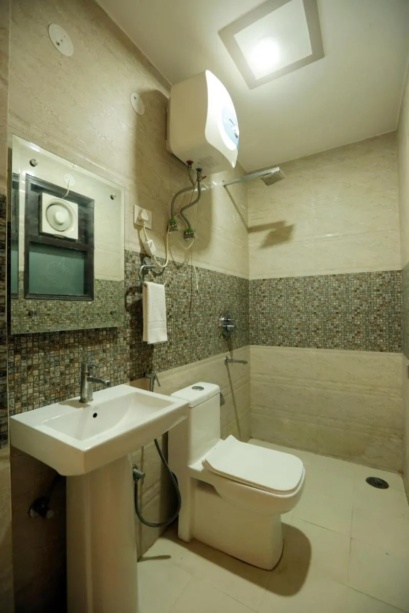 Image 3 of Hotel The Ocean Near IGI Airport