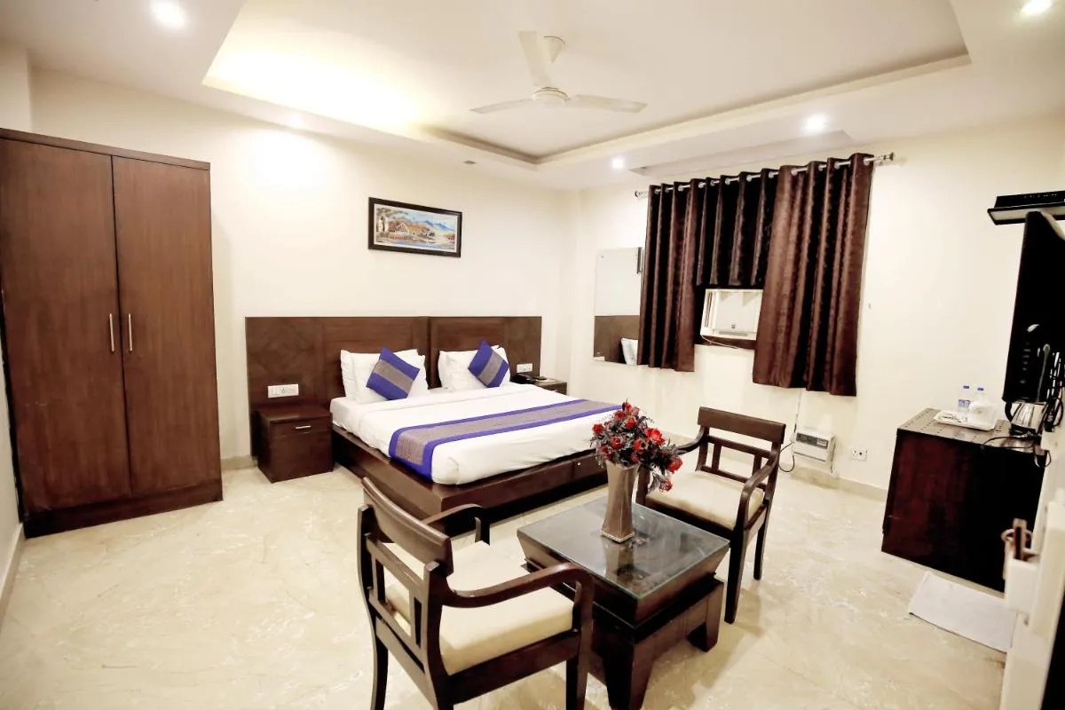 Image 1 of Hotel The Paradise In – Near Karol Bagh Metro Station