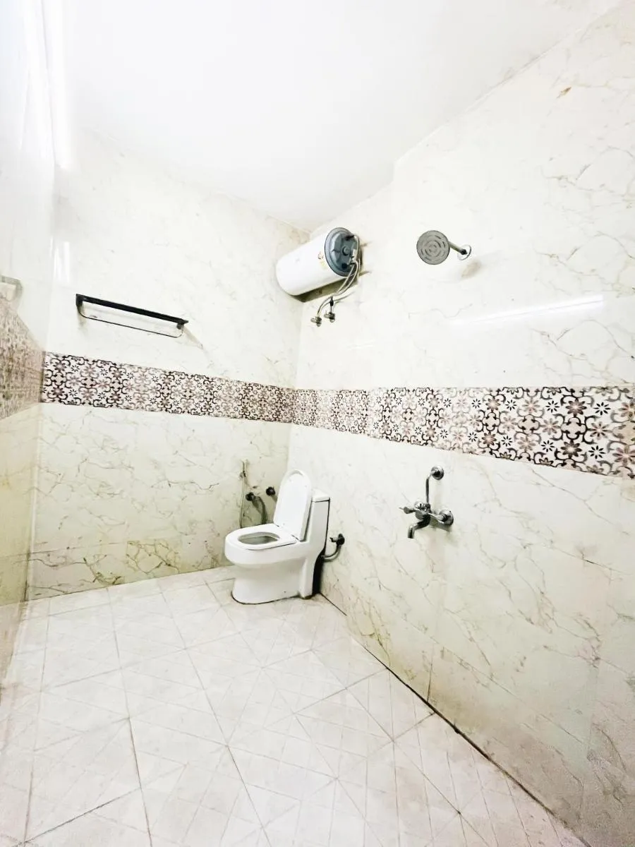 Image 6 of Hotel Tom & Jerry – 10 Mins From Nizamuddin Railway Station