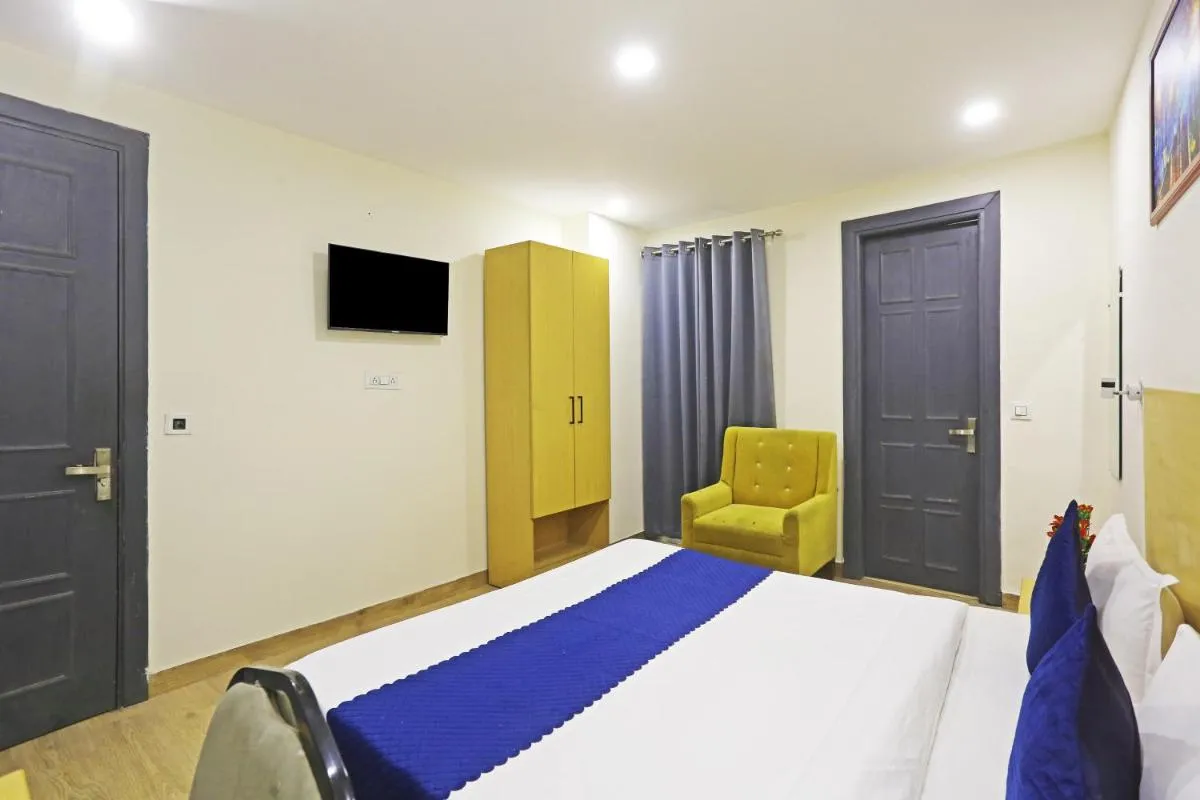 Image 6 of Hotel Twamev residency Uttam Nagar couple friendly