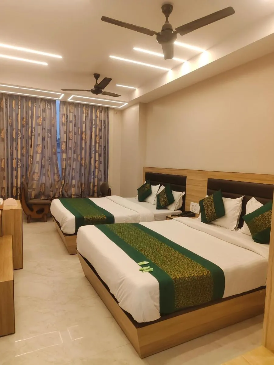 Image 3 of International 66 Hotel