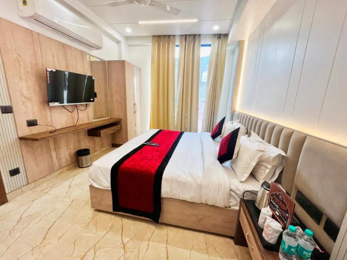 Image 1 of Mehul- Near cannaught place