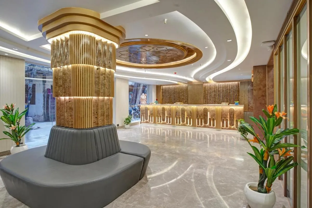 Image 6 of Newly Built Gold The Royal With Rooftop Restaurant – 2Mins Walk From New Delhi Rail Station & 5Mins from Connaught Place