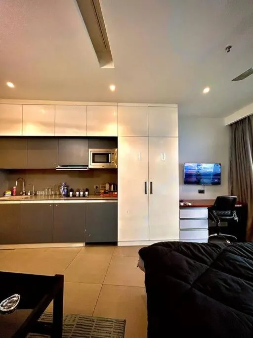 Image 4 of North india tallest building near airport