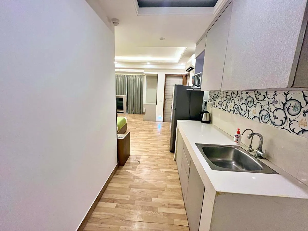 Image 3 of Red Rose Homestay – Rooms with Kitchenette