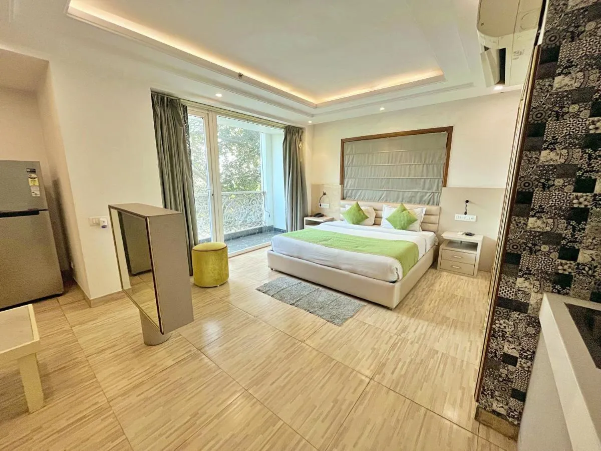 Image 1 of Red Rose Homestay – Rooms with Kitchenette