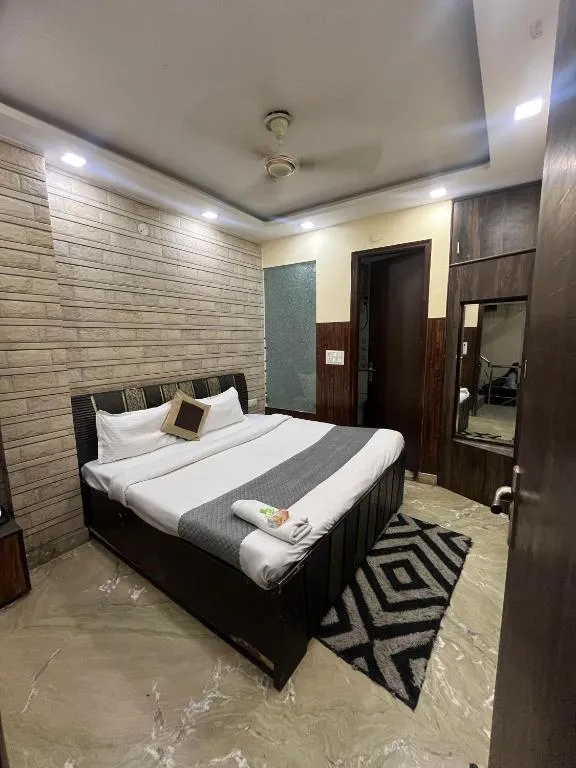 Image of Relax Stay – Near Anand Vihar Railway Station