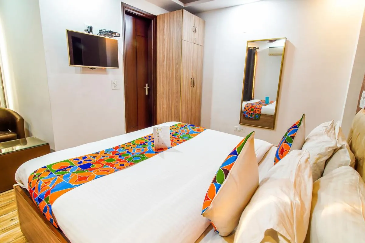 Image 3 of Royal Comfort Castle