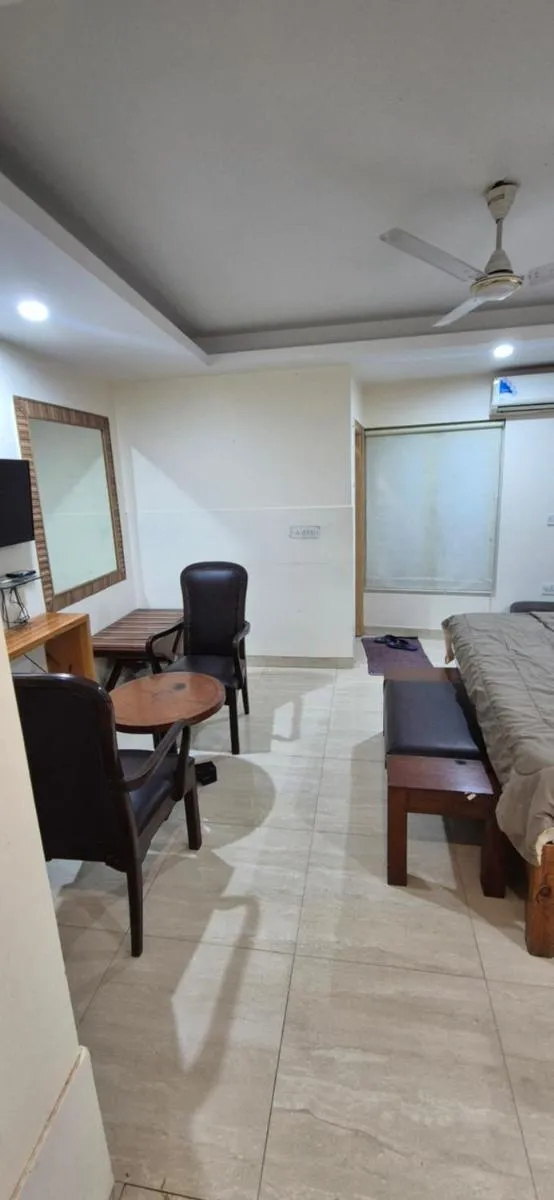 Image 3 of Royal Residency