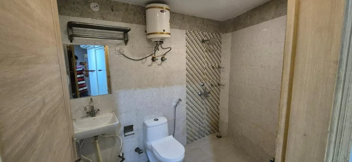 Image 2 of Royal Residency