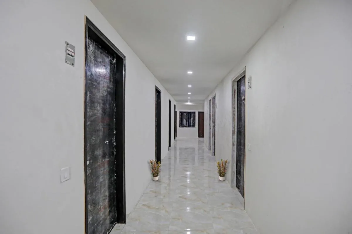 Image 5 of Super Townhouse THE ARROW Near Lotus Temple