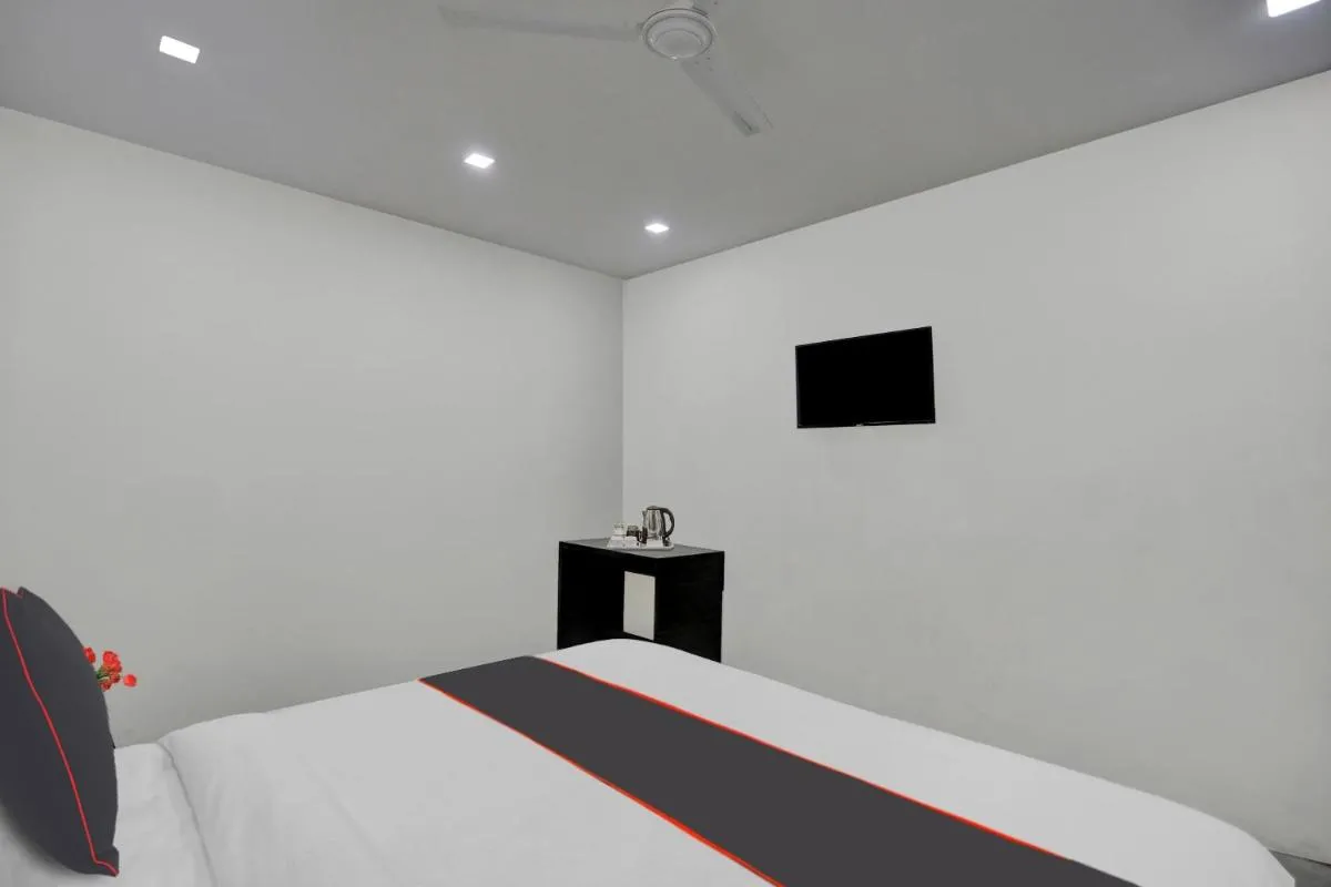 Image 3 of Super Townhouse THE ARROW Near Lotus Temple