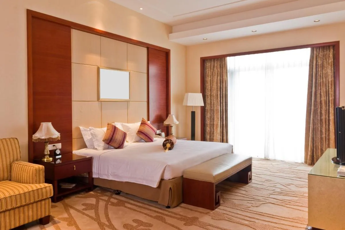 Image 4 of The Luxury Hotel Delhi Airport Stay