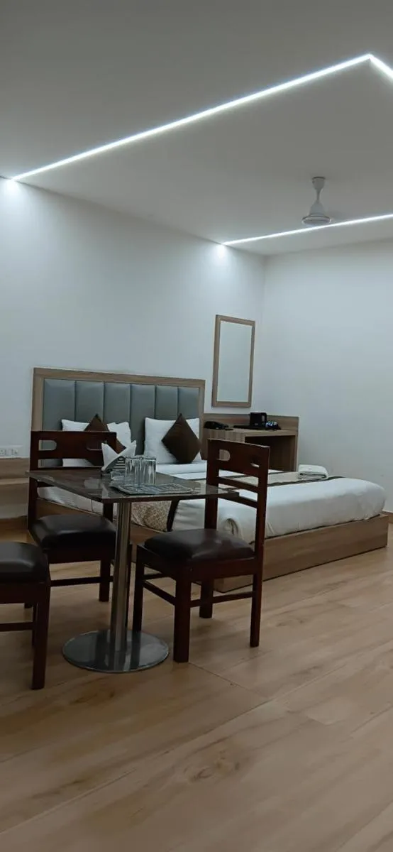 Image 2 of The Meropolitan Hotel Near IGI Airport New Delhi