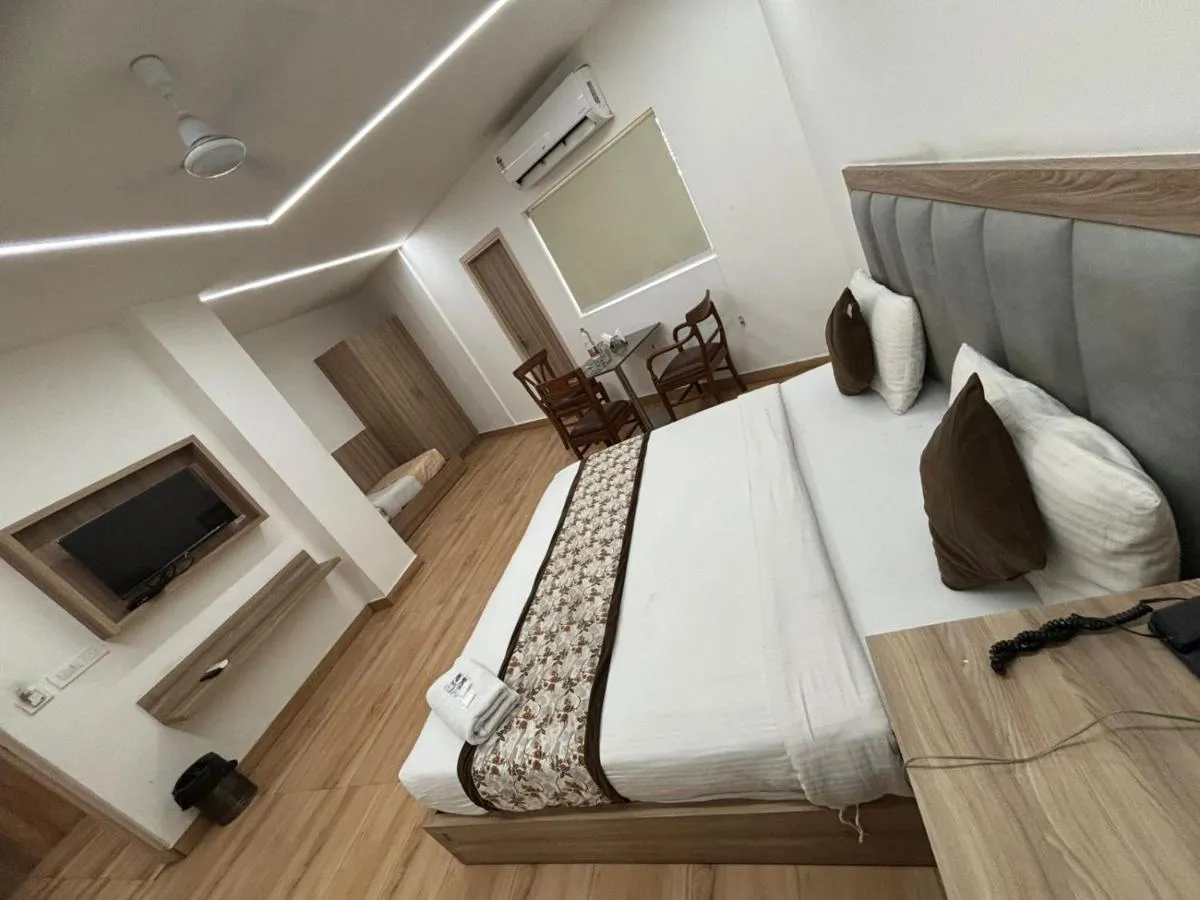 Image 4 of The Meropolitan Hotel Near IGI Airport New Delhi