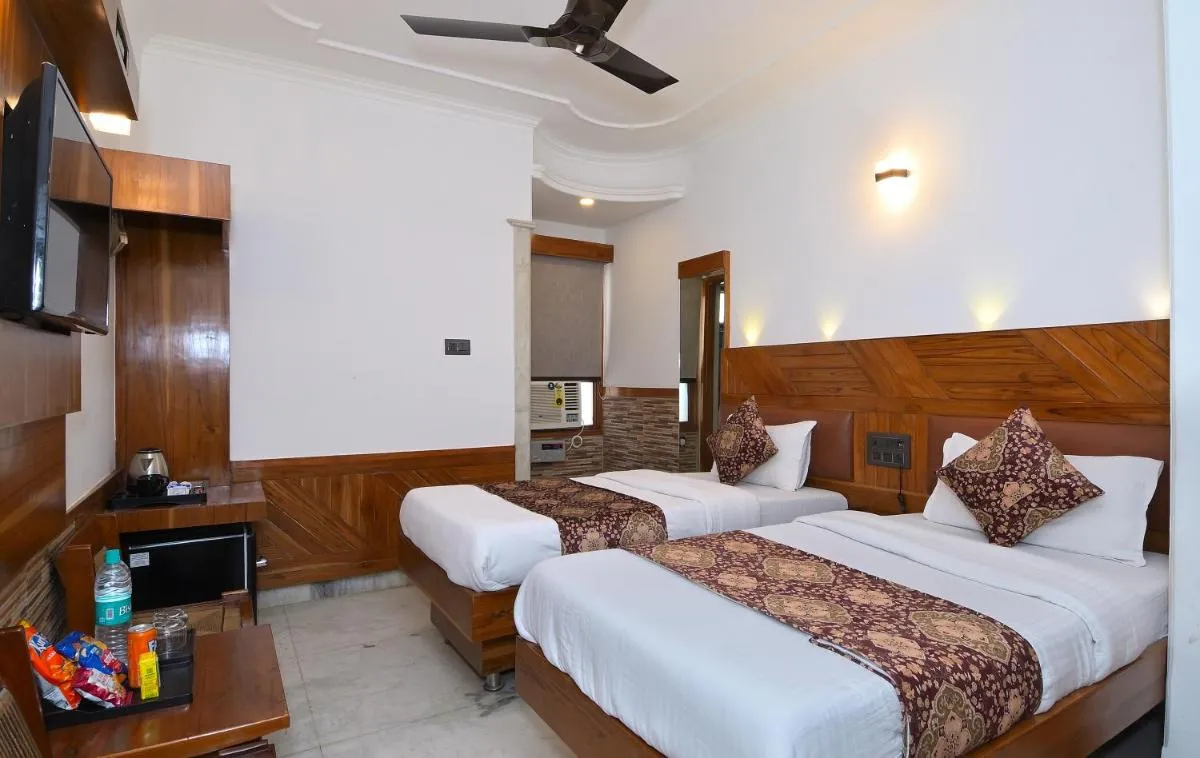 Image 1 of The Natraj Yes Please -New Delhi