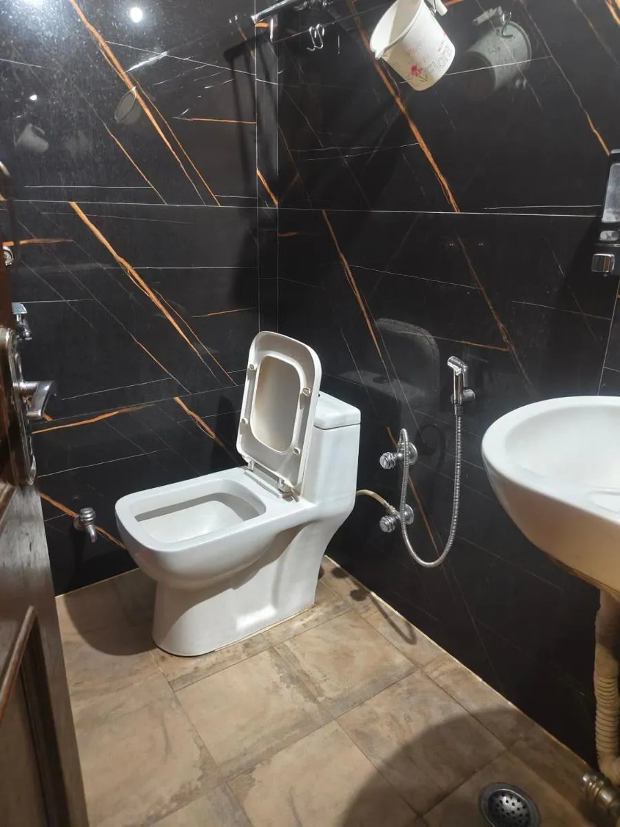 Image 4 of The PG Guest House By A1Rooms