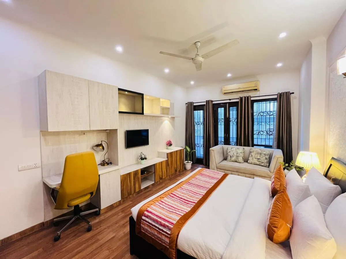 Image 3 of The South Manor Near AIIMS Hospital New Delhi