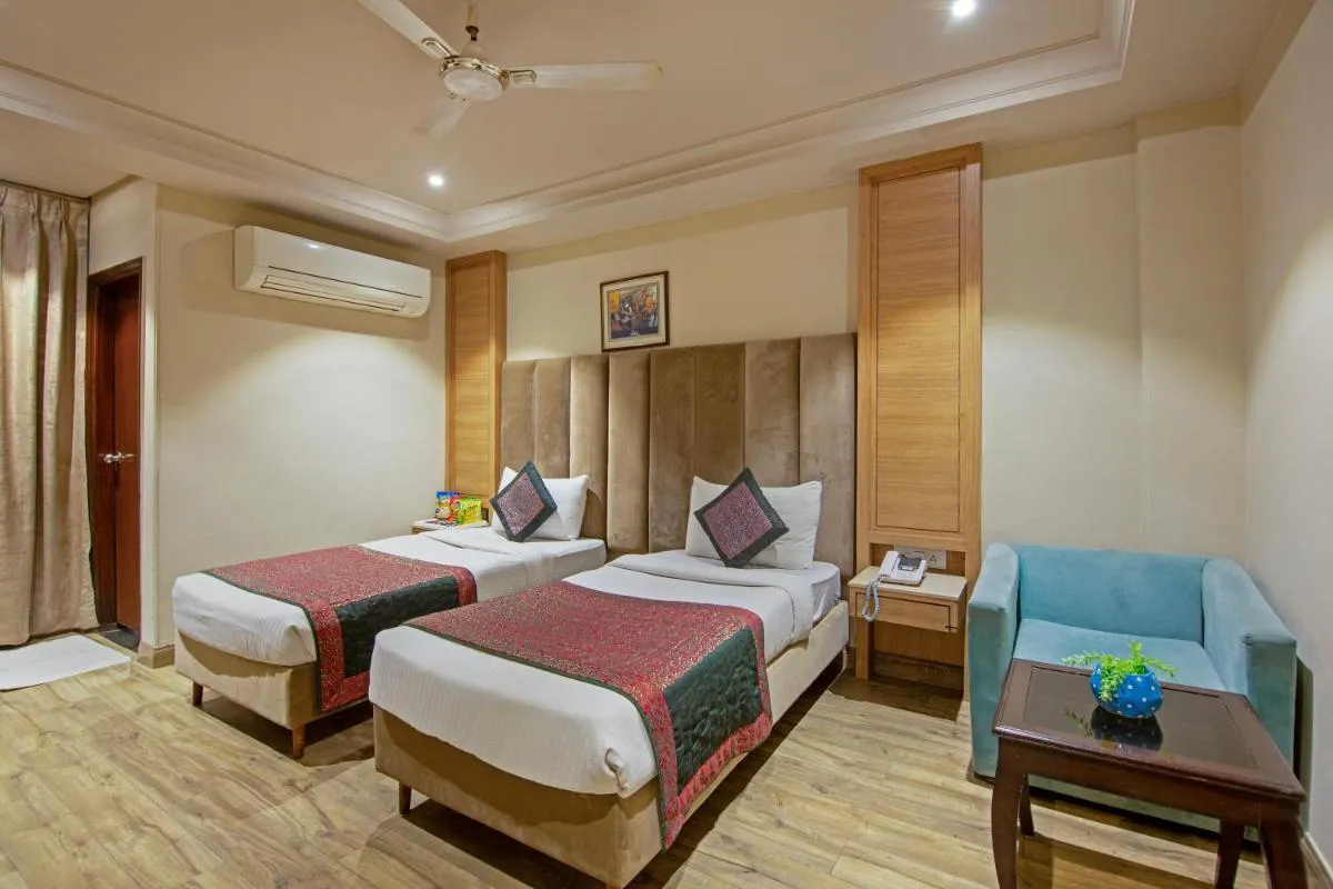 Image 1 of The Waves Hotel