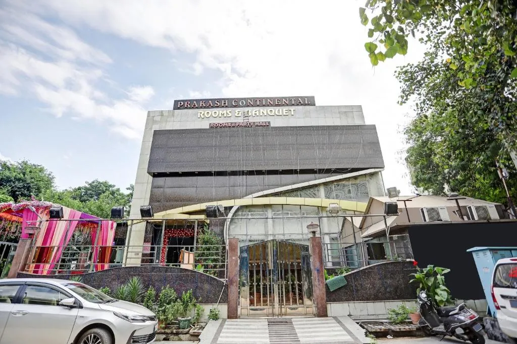 Image of Townhouse Prakash continental Near Netaji Subhash Place Metro Station