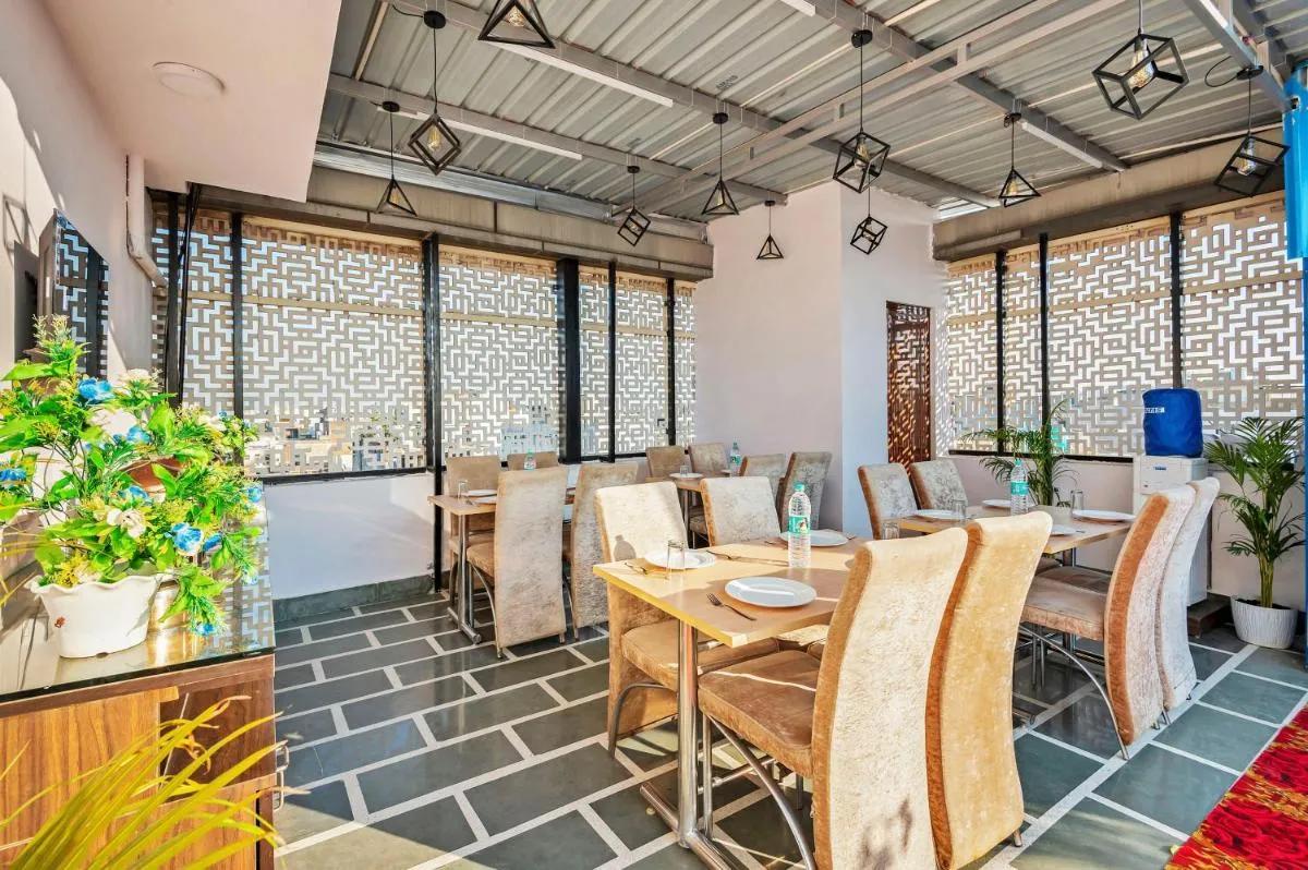 Image 3 of Treebo Elegant Palace