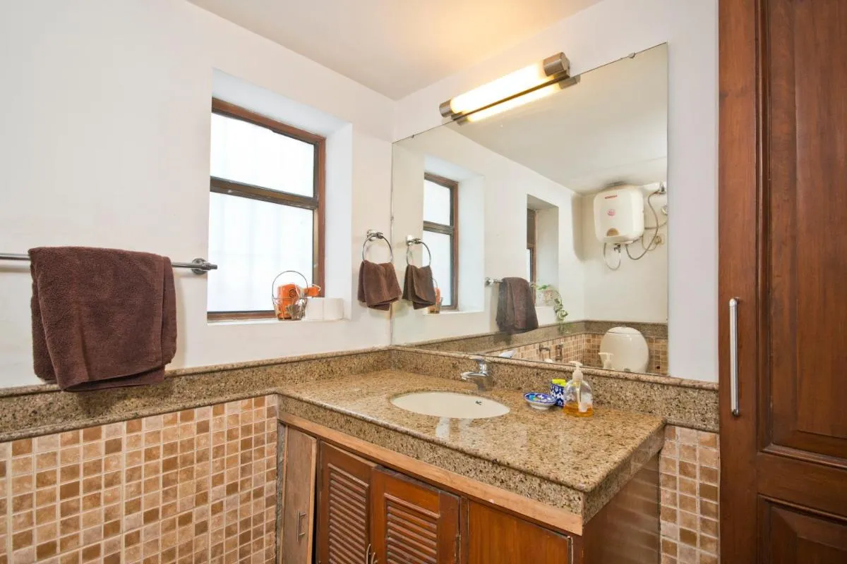 Image 2 of Trendy Bed & Breakfast