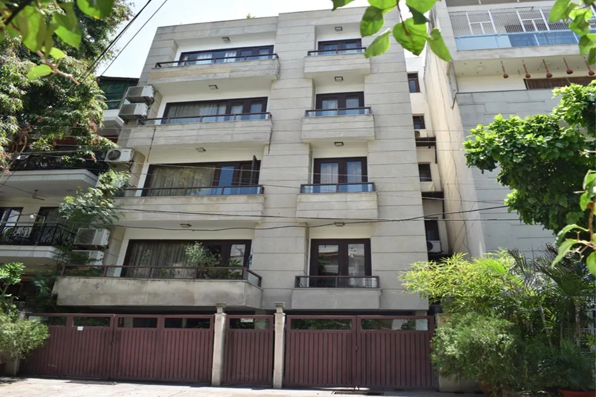 Image 5 of Two Green Park