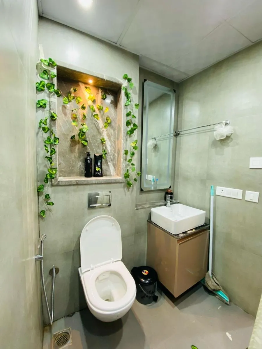 Image 5 of vinis sky stay 39 floor