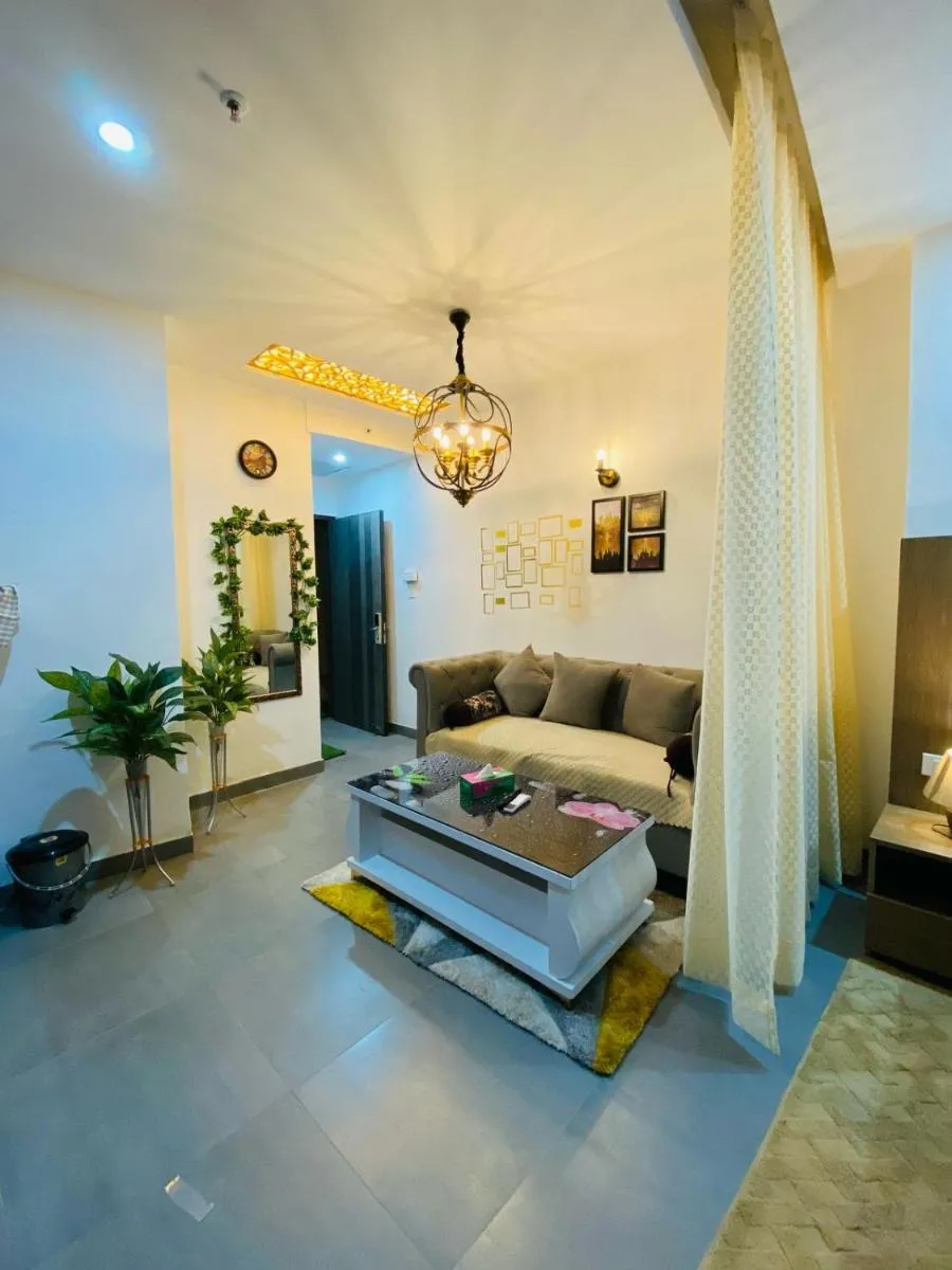 Image 4 of vinis sky stay 39 floor