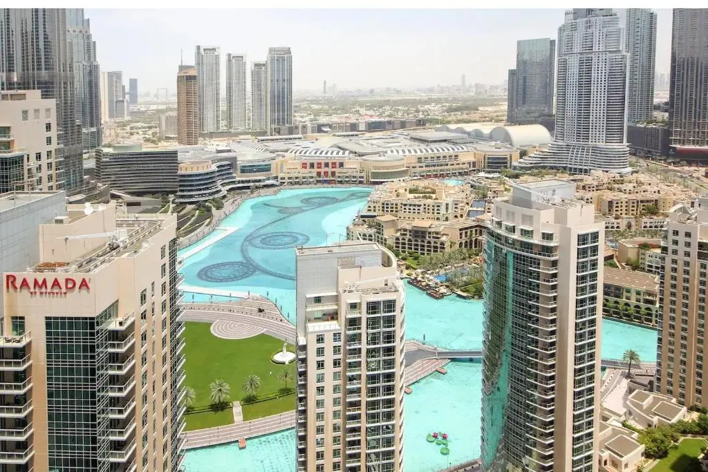 29 Boulevard 2br Suites Live Fountain View from balcony - 2