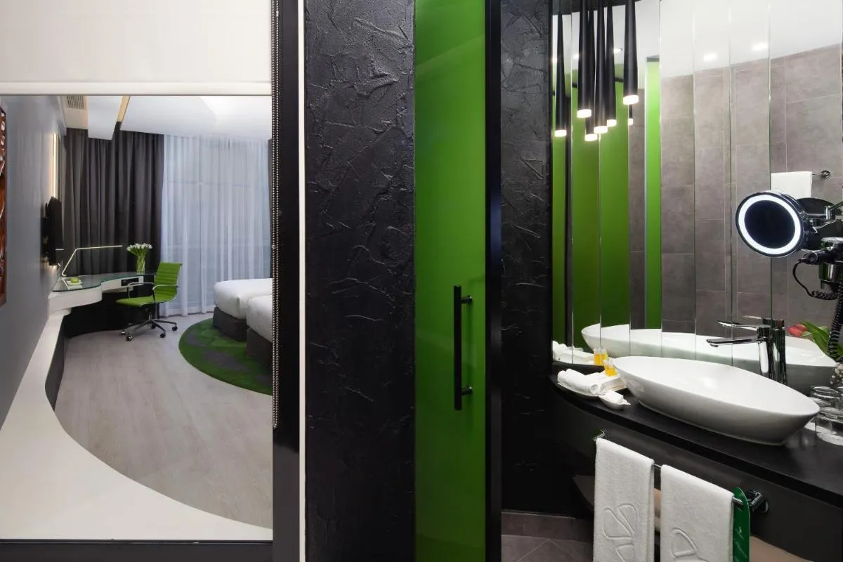Al Khoory Sky Garden Hotel - 3