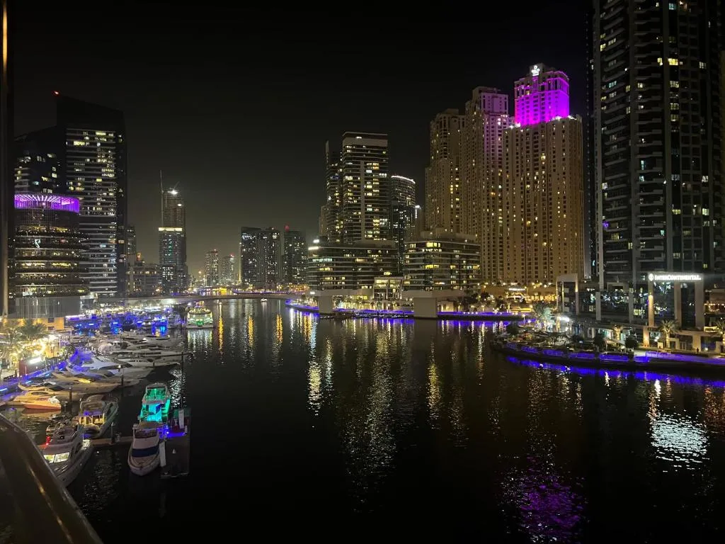 Amazing View I 1min Walk to Marina Mall I Close to Beach