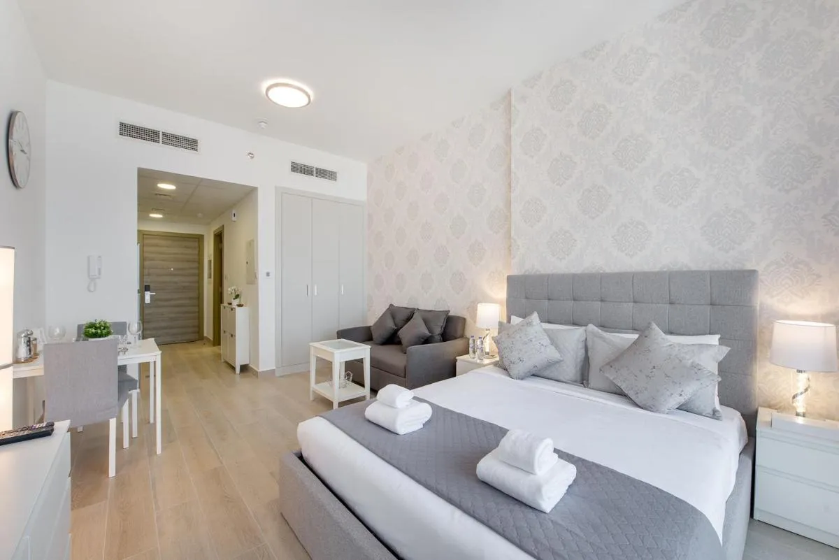 Apartment on 26th Floor & Beautiful Views (2 adults + 2 kids) - 3