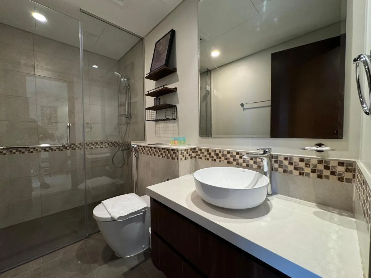 Ashri HH, Apt with Canal View - 3