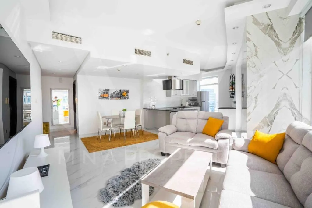 Brand New 1BDR Apartment- next to Burj Khalifa and Dubai Mall - 2