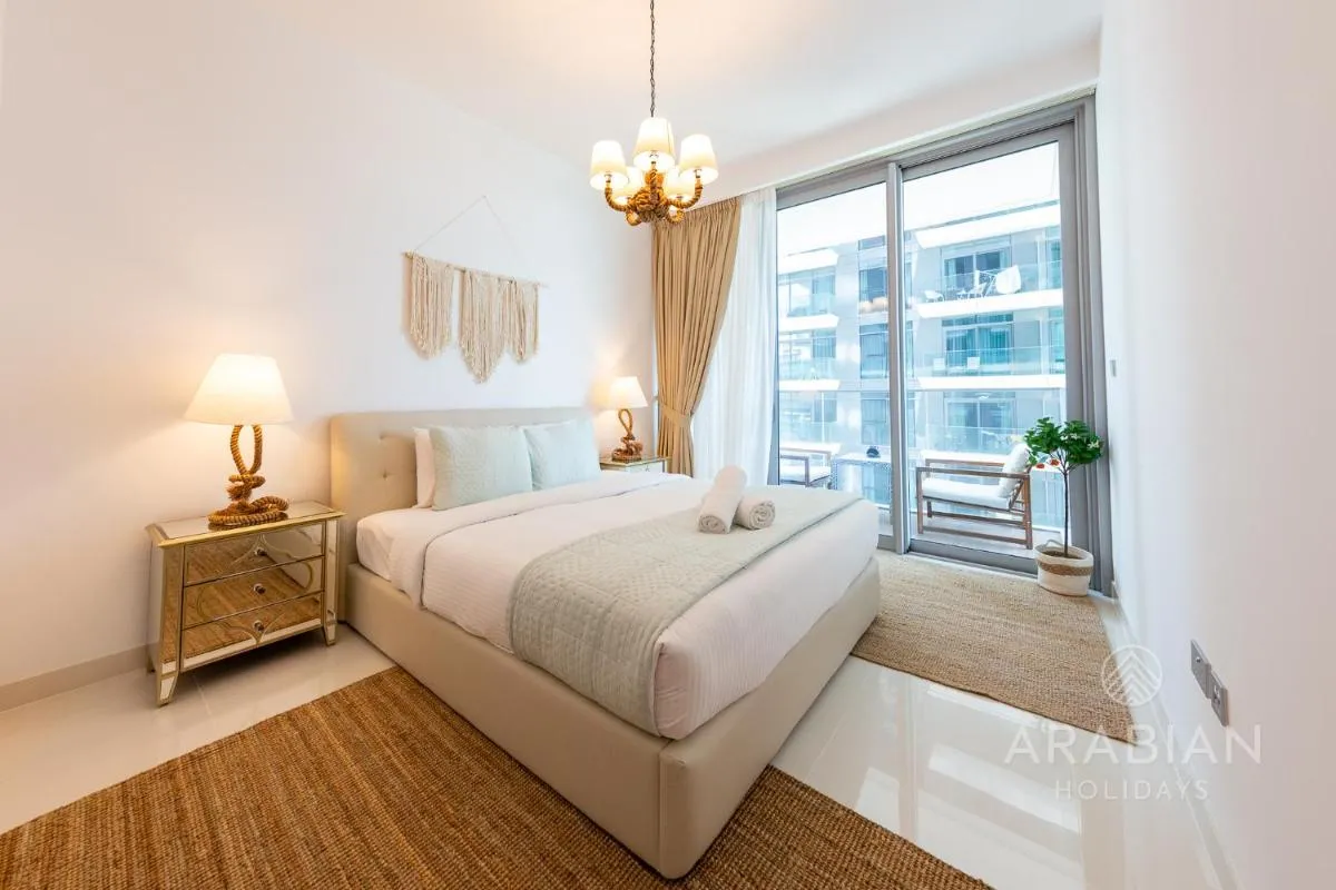 Brand New 2BR Apt with Palm Views and Private Beach - 2